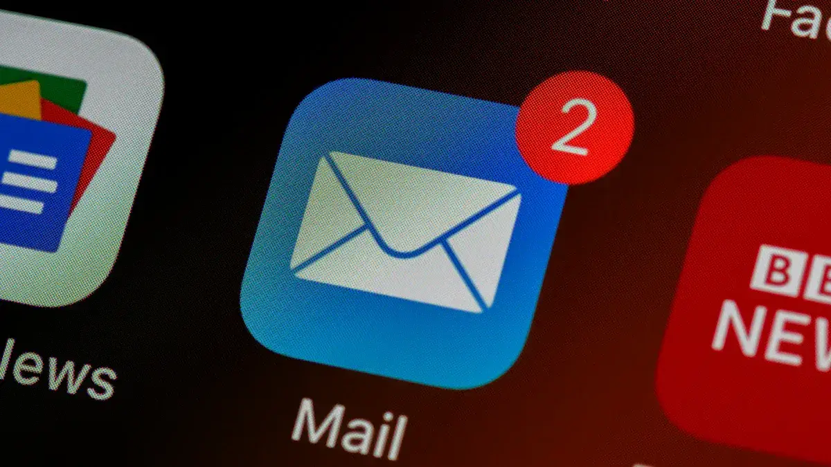 Comparatif des meilleurs outils d’envoi de SMS en masse en 2025